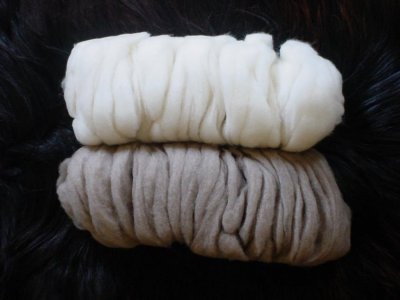 100% Cashmere Roving Natural White
